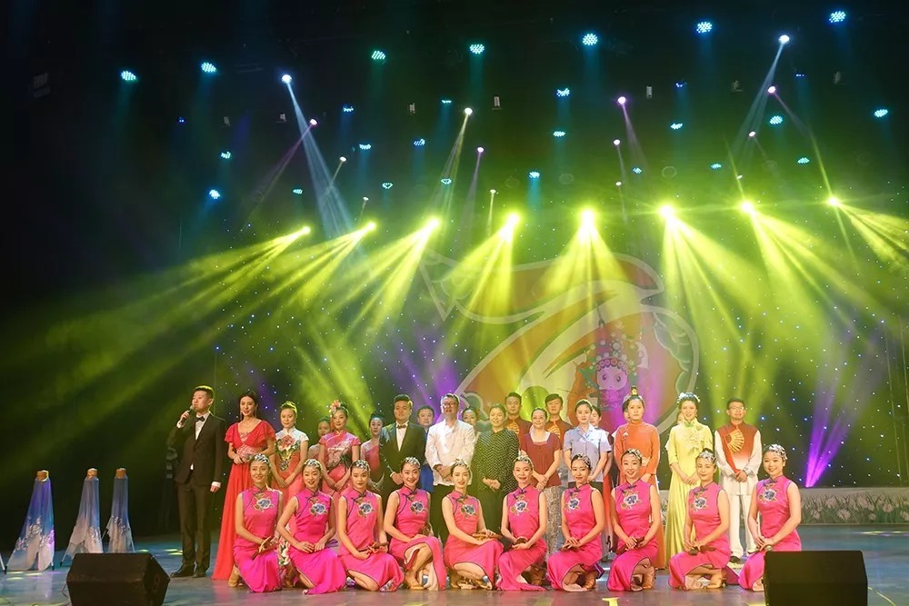 庆祝建国70周年丨省曲艺研究院走进雅安