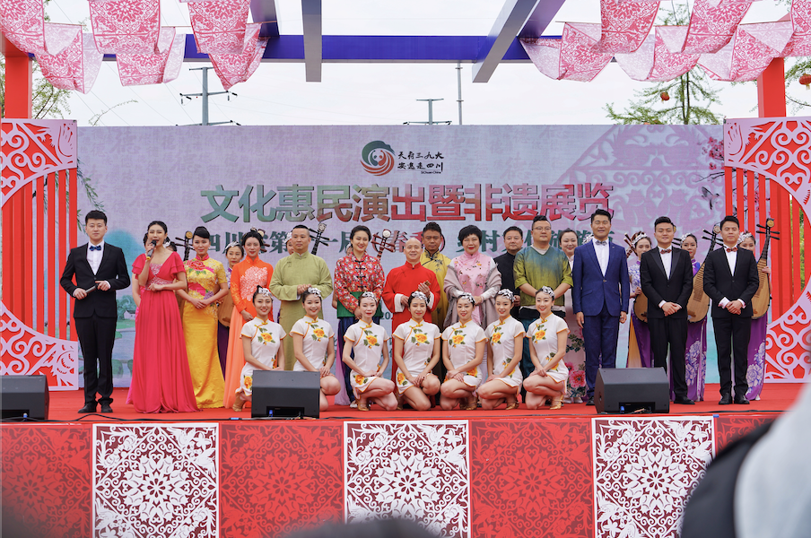 抗击疫情丨四川曲艺在春天里唱响